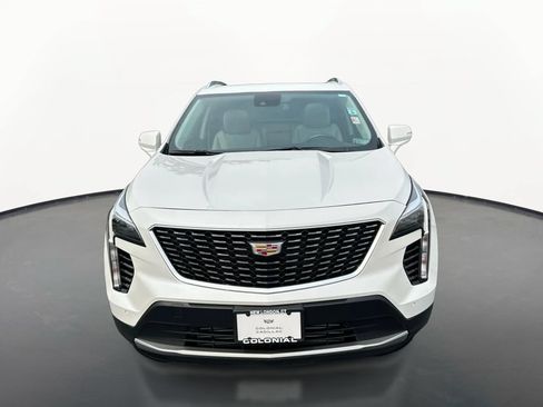 Certified 2023 Cadillac XT4 Premium Luxury AWD/4WD image 2