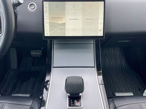 Certified 2024 Land Rover Range Rover Evoque S image 19