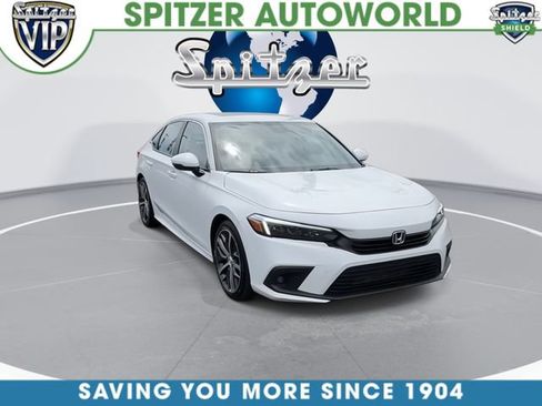 Used 2024 Honda Civic Touring image 2