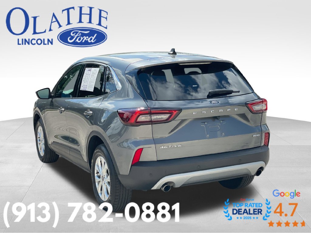 Used 2023 Ford Escape Active w/ Tech Pack #2 AWD/4WD image 3
