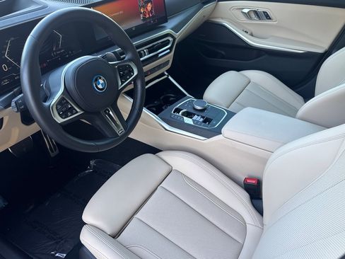 Used 2023 BMW 330e xDrive w/ M Sport Package AWD/4WD image 11