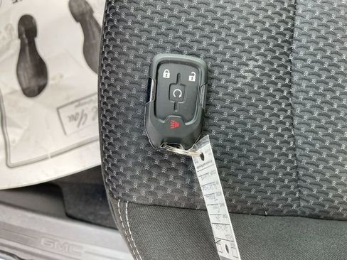 Certified 2024 GMC Terrain SLE w/ Driver Convenience Package image 33