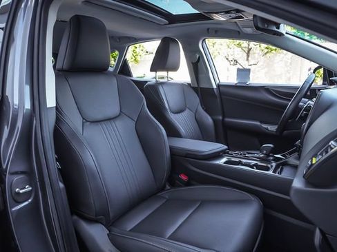 Certified 2024 Lexus NX 250 FWD image 24