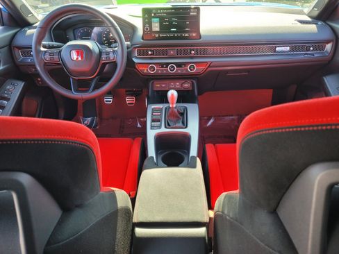 Used 2023 Honda Civic Type R image 13