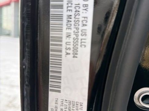 Used 2023 Jeep Grand Wagoneer L Series III w/ Rear Seat Video Group 1 image 39