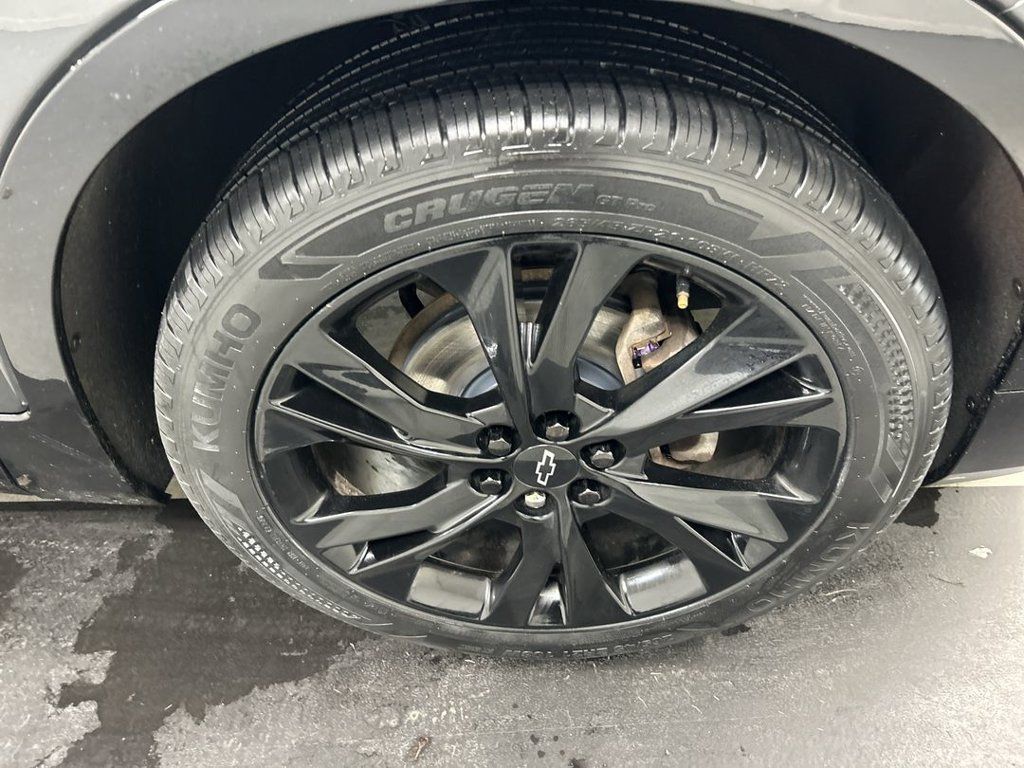 Used 2020 Chevrolet Blazer RS w/ LPO, Floor Liner Package AWD/4WD image 8