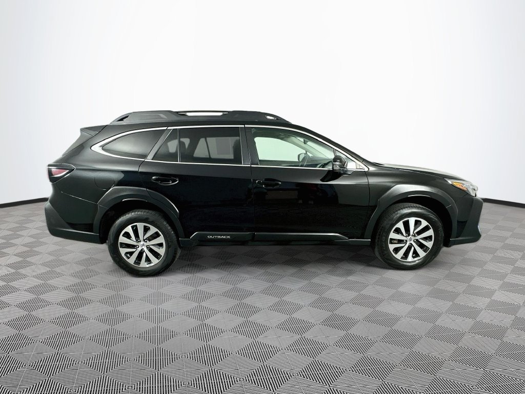 Certified 2024 Subaru Outback Premium AWD/4WD image 11