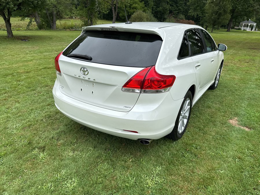 Used 2010 Toyota Venza AWD image 23
