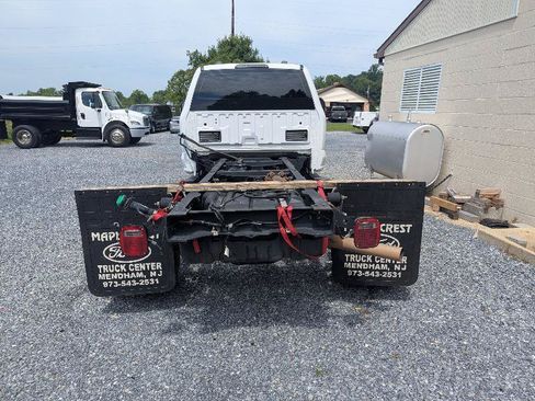 Used 2024 Ford F550 4x4 Crew Cab Super Duty image 5