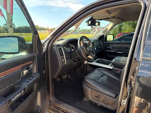 Used 2017 RAM 1500 Laramie w/ Convenience Group RWD image 11