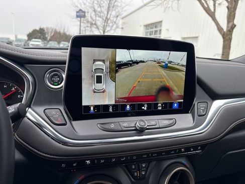 Used 2023 Chevrolet Blazer Premier w/ Driver Confidence II Package image 23