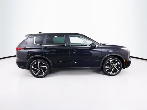 Used 2023 Mitsubishi Outlander SE AWD/4WD image 8
