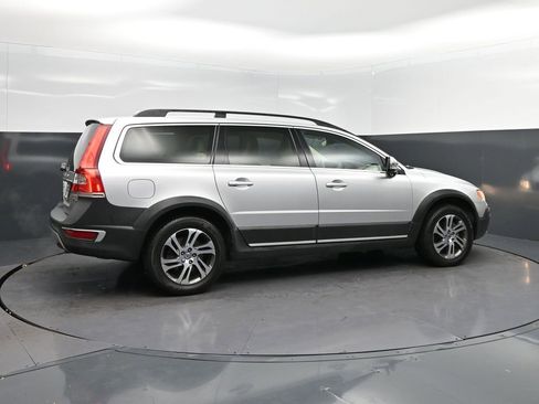 Used 2015 Volvo XC70 T5 Premier FWD image 8