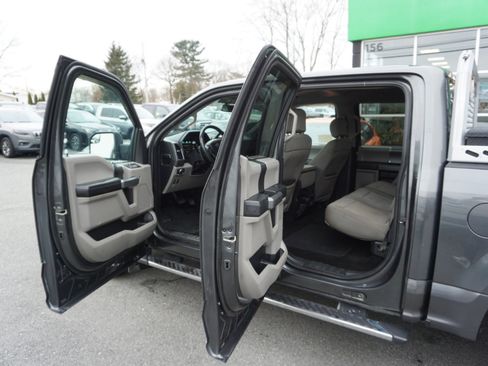 Used 2018 Ford F150 XLT w/ Equipment Group 302A Luxury image 11