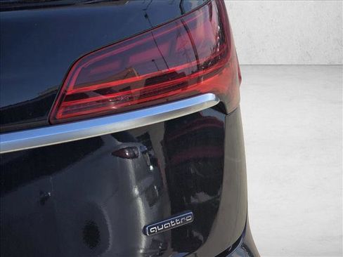 Certified 2023 Audi Q5 2.0T Premium w/ Convenience Package image 12