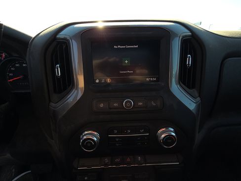 Used 2023 GMC Sierra 2500 Pro w/ Convenience Package AWD/4WD image 11