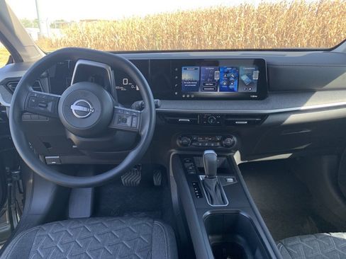 New 2026 Nissan Kicks SV w/ SV Premium Package image 12