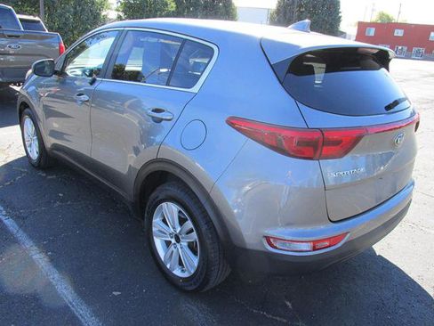Used 2019 Kia Sportage LX image 5