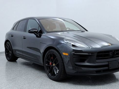 Used 2025 Porsche Macan GTS image 7