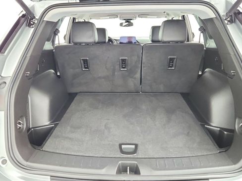 Used 2023 Chevrolet Blazer LT image 29