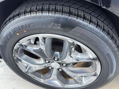 Used 2016 Kia Sorento SX FWD image 15