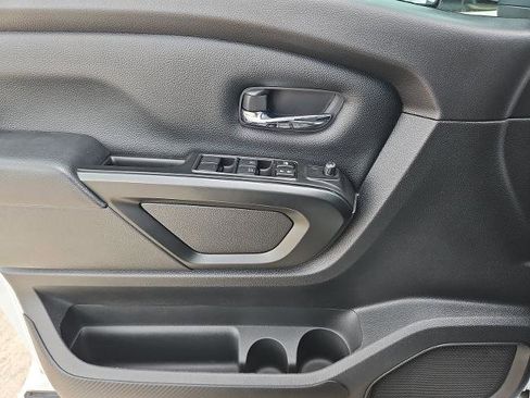 Certified 2024 Nissan Titan SV w/ SV Convenience Package RWD image 23