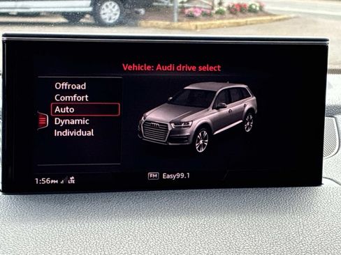 Used 2017 Audi Q7 3.0T Premium Plus w/ Premium Plus Package AWD/4WD image 47