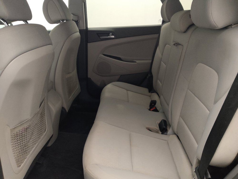 Used 2017 Hyundai Tucson SE FWD image 18
