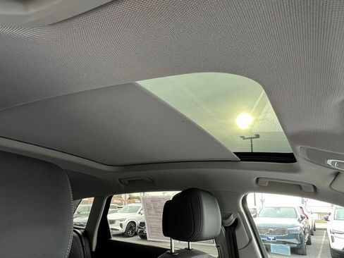 Used 2021 Audi e-tron Premium w/ Convenience Plus Package image 15