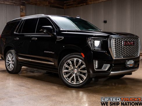 Used 2021 GMC Yukon Denali w/ Denali Premium Package image 1