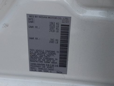 Used 2024 Nissan Altima 2.5 S FWD image 33