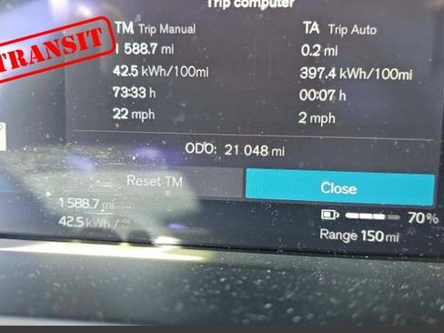 Used 2023 Volvo C40 P8 Recharge Ultimate w/ Protection Package Premier image 10