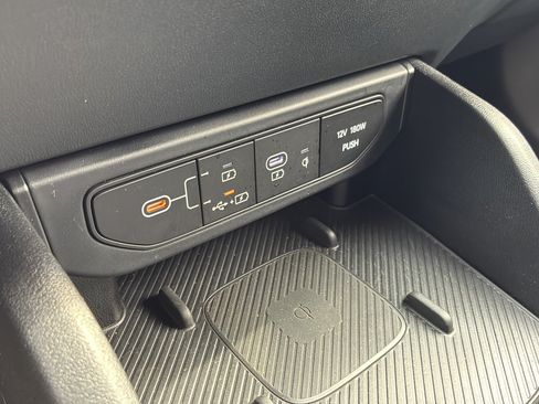Used 2025 Kia K4 EX FWD image 37