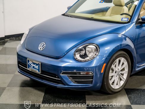 Used 2019 Volkswagen Beetle 2.0T Final Edition SEL image 19