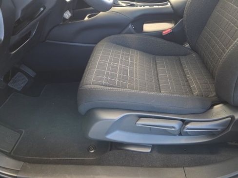 New 2026 Honda HR-V LX image 17