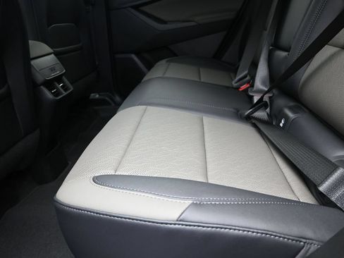 New 2026 Chevrolet Equinox LT w/ Convenience Package II FWD image 16