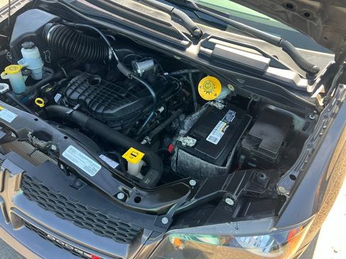 Used 2019 Dodge Grand Caravan GT FWD image 44