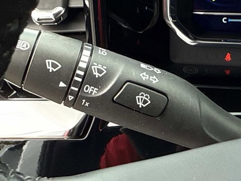 Used 2024 Chevrolet Silverado 2500 LT image 41