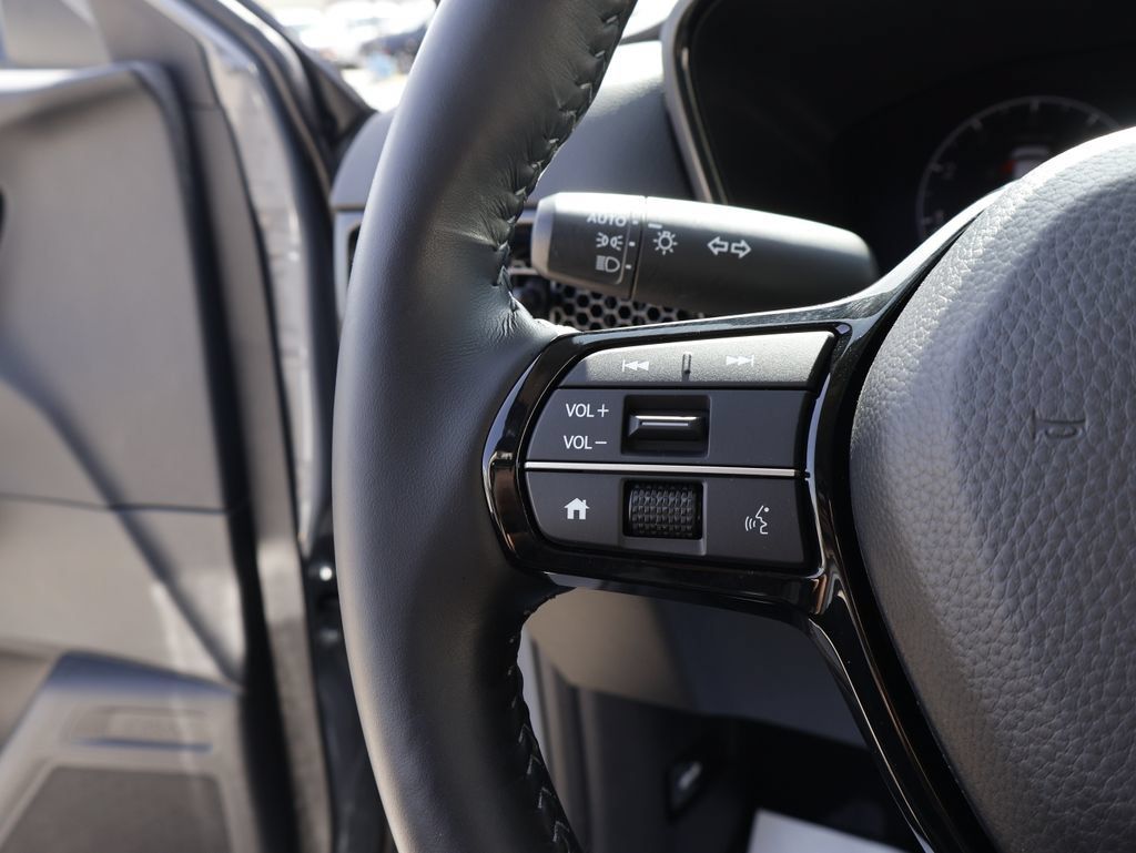 Used 2025 Honda CR-V EX-L image 34