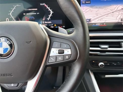 Used 2024 BMW 330i Sedan image 23