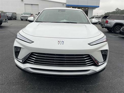 Used 2024 Buick Envista Preferred w/ Convenience I Package image 7