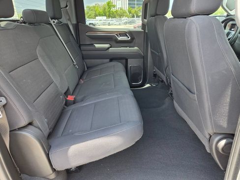 Used 2025 Chevrolet Silverado 1500 LT RWD image 15