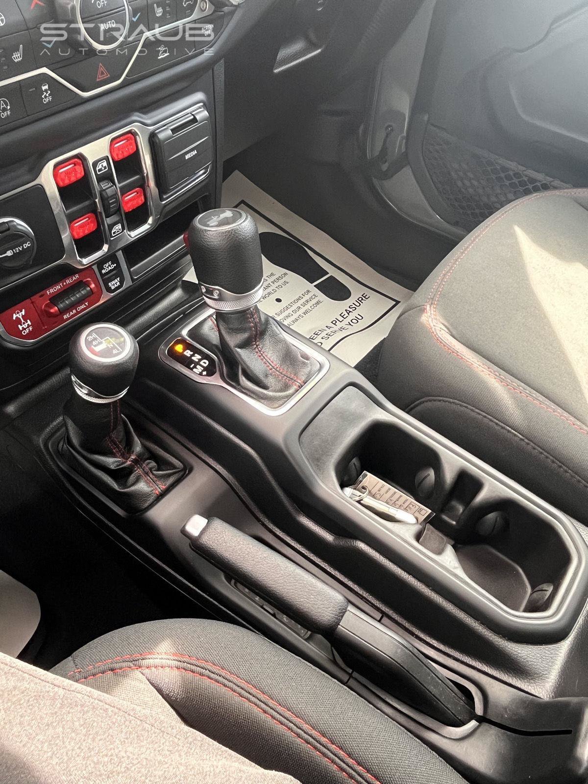 Used 2021 Jeep Wrangler Unlimited Rubicon w/ Cold Weather Group AWD/4WD image 23