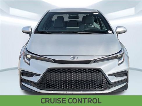 Used 2025 Toyota Corolla SE FWD image 11