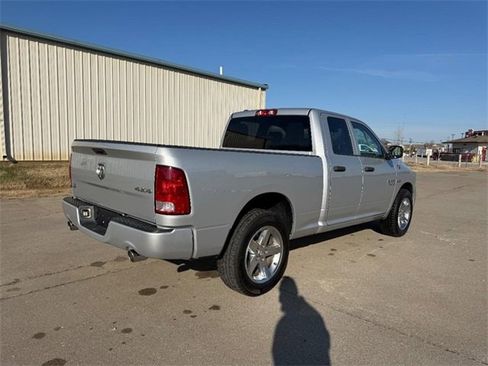 Used 2018 RAM 1500 Express w/ Express Value Package image 3