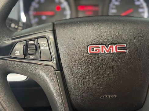 Used 2015 GMC Terrain SLE AWD/4WD image 25