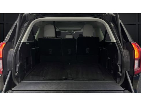 Used 2025 Ford Expedition Max Active AWD/4WD image 28