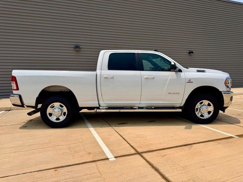 Used 2021 RAM 2500 Big Horn AWD/4WD image 2