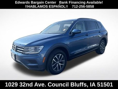 Used 2018 Volkswagen Tiguan SE AWD/4WD image 3
