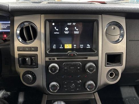 Used 2017 Ford Expedition EL XLT w/ Equipment Group 202A AWD/4WD image 10